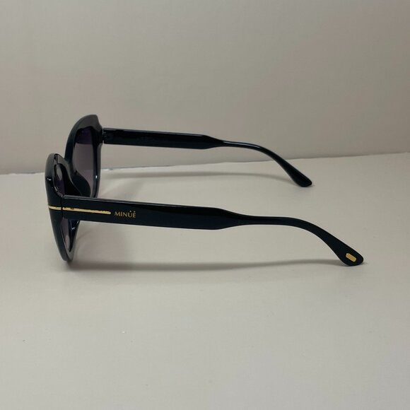Minue | Aretha Sunglasses in Black - Picture 3 of 8